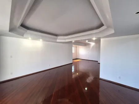 Condominio Portal das Rocas