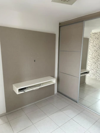Residencial Esmeraldas di Lourenzzo