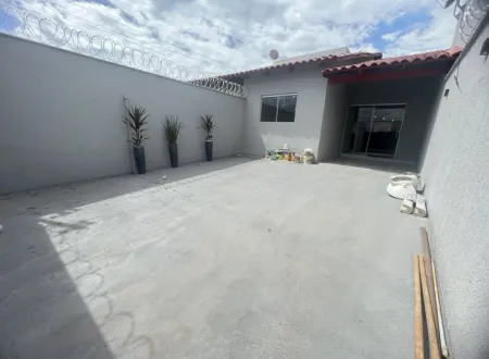 Casa Jardim Canedo II