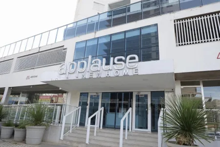 Applause New Home
