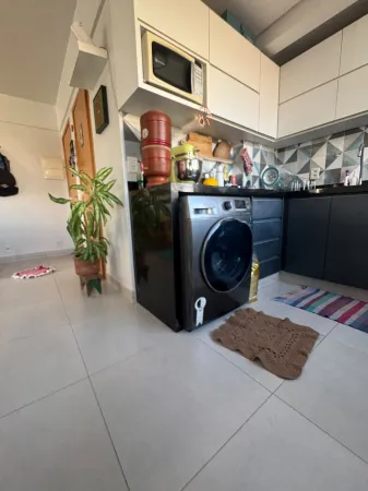 Residencial Side Home