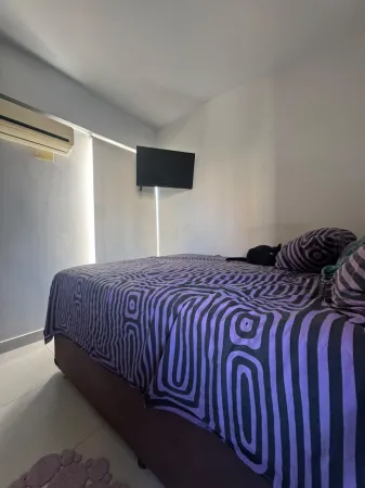 Residencial Side Home