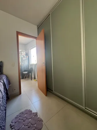 Residencial Side Home