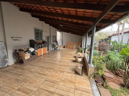 Sobrado Setor Coimbra