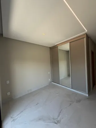 Sobrado Parqville Jacarandá