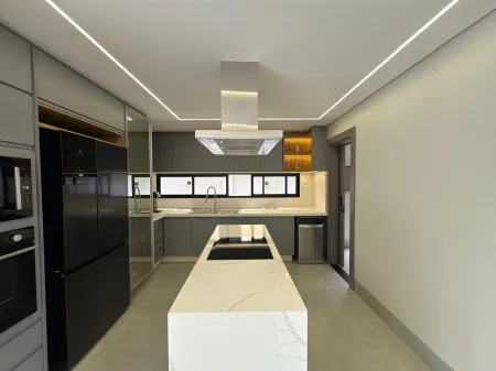Sobrado Jardins Madri