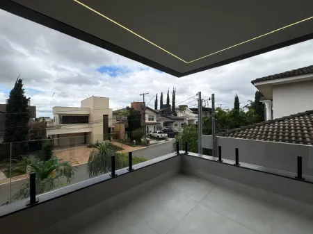 Sobrado Jardins Madri