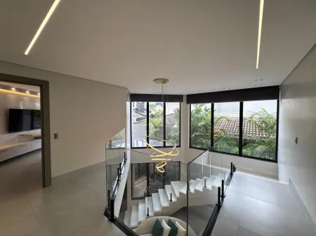 Sobrado Jardins Madri