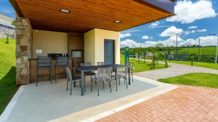 Lote Vinhas Flamboyant