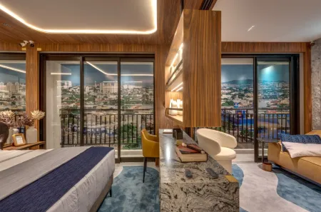 Noah Sim Home