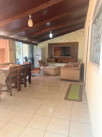 Casa Setor Leste Universitário