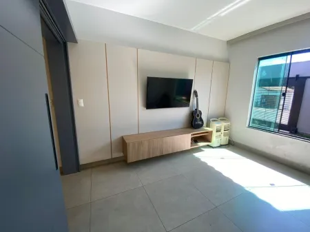 Casa Setor Criméia Oeste