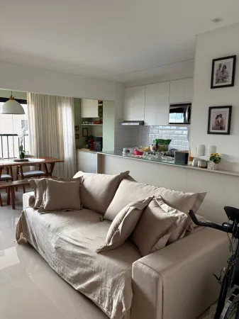 Flow Residence