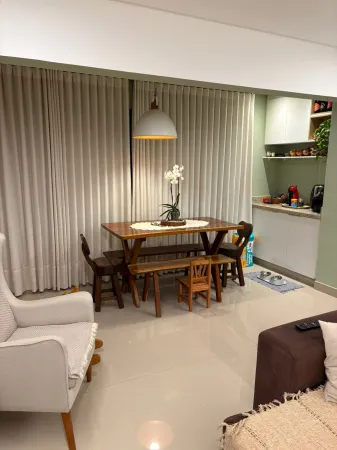 Flow Residence