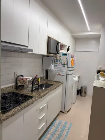 Flow Residence