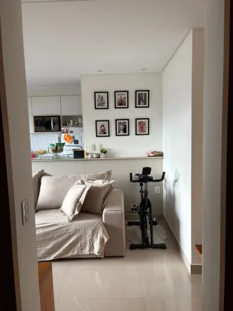 Flow Residence