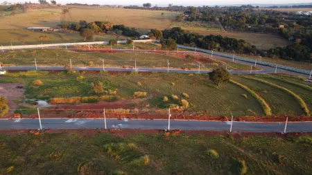 Lote no Condomínio Villa Romana