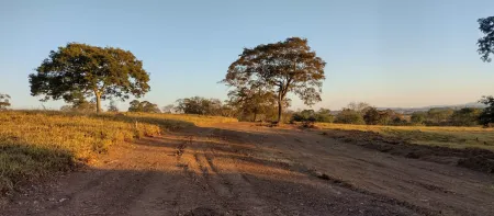 Lote no Condomínio Villa Romana