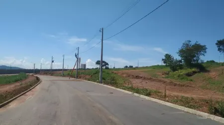 Lote no Condomínio Villa Romana