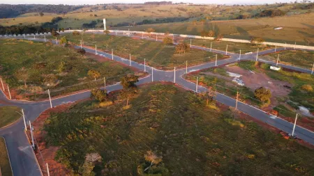 Lote no Condomínio Villa Romana