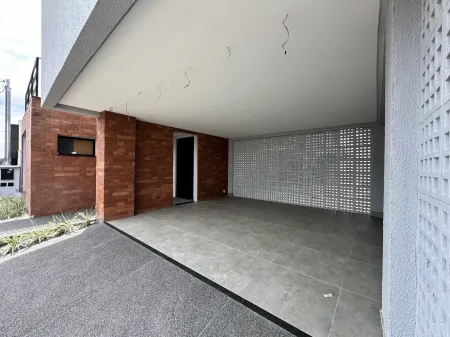 Sobrado Jardins Bolonha