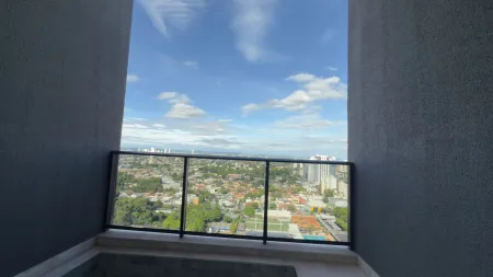 Opus Gyro Rooftop