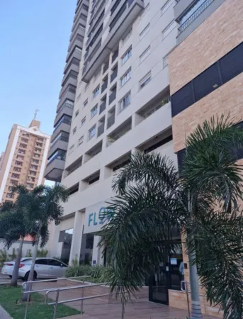 Flow Residence
