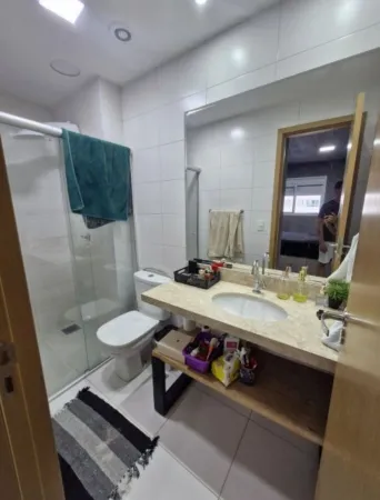 Flow Residence