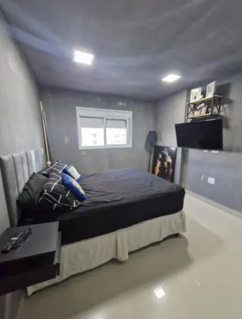 Flow Residence