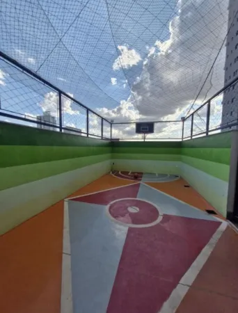 Flow Residence
