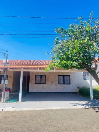 Casa Residencial Flores de Goiás