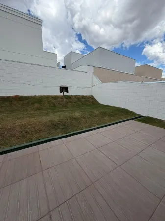 Sobrado Jardins Lyon