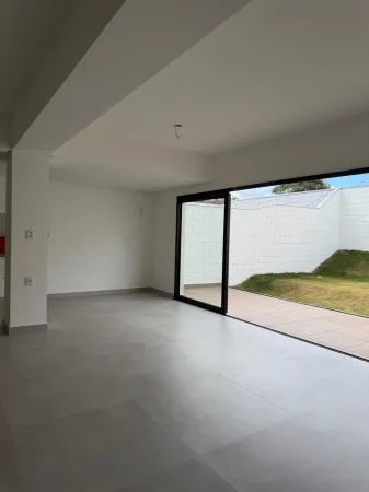 Sobrado Jardins Lyon
