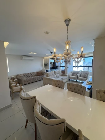 Lourenço Residence