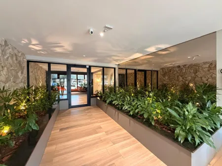 Nest 23