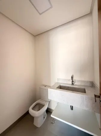 Nest 23