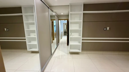 Dot Bueno Residence
