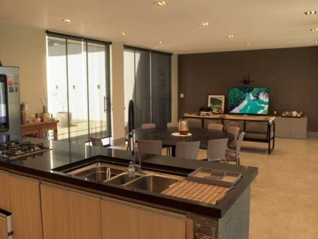 Casa Real Ville