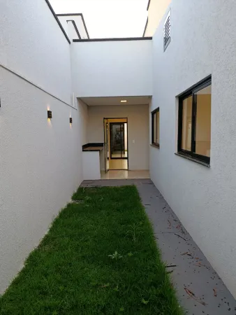Casa Serra Dourada