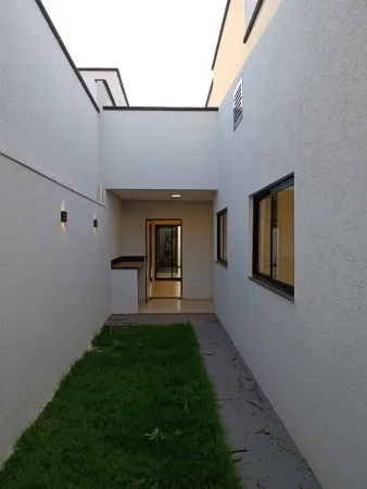 Casa Serra Dourada