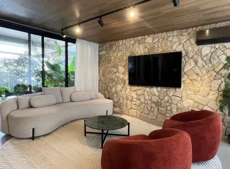 Sobrado Jardins Capri