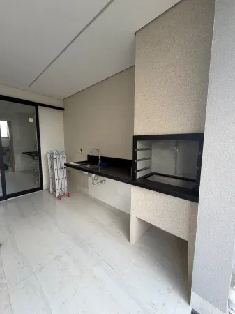 Sobrado Jardins Versalhes
