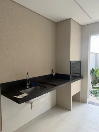 Sobrado Jardins Versalhes