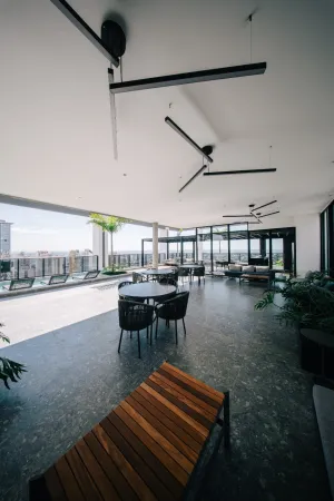 Opus Gyro Rooftop