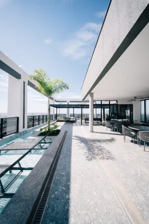 Opus Gyro Rooftop