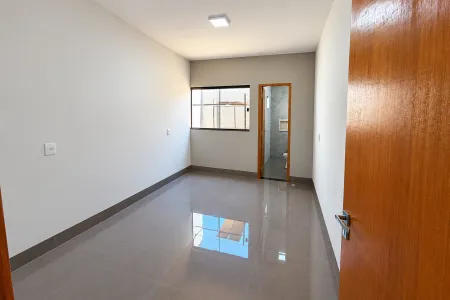 Casa Residencial Itaipú
