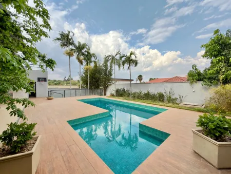 Sobrado Jardins Milão