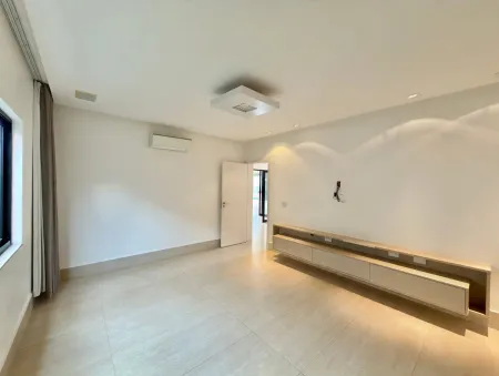 Sobrado Jardins Milão