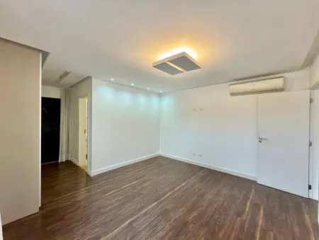 Sobrado Jardins Milão