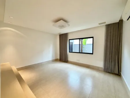 Sobrado Jardins Milão